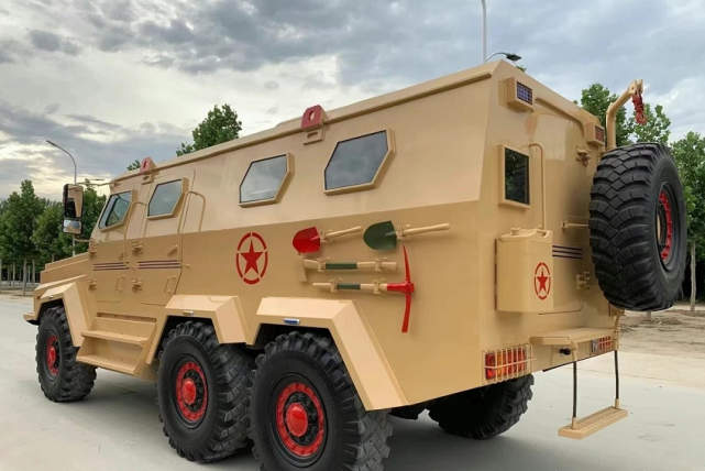 防弹车.png 防弹车.png